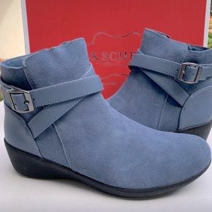 NIB ✅ Skechers Frenchie Sleekish Booties 💙 Size 7.5 💙